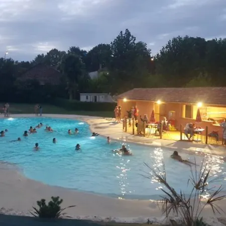 Avec Terrasse Pour 5 Pers. A - Api-1-52-823 *