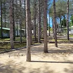 Avec Terrasse Pour 5 Pers. A - Api-1-52-823 Camping *