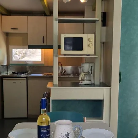 Campingplads Avec Terrasse Pour 5 Pers. A - Api-1-52-823