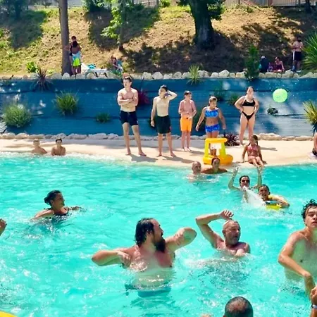 Avec Terrasse Pour 5 Pers. A - Api-1-52-823 مكان تخييم *