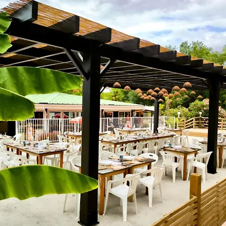 Avec Terrasse Pour 5 Pers. A - Api-1-52-823 مكان تخييم *