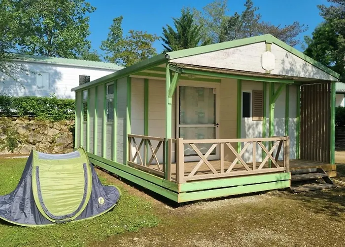 Avec Terrasse Pour 5 Pers. A - Api-1-52-823 * Gondrin