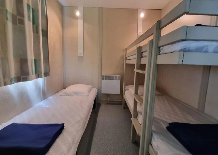 Avec Terrasse Pour 5 Pers. A - Api-1-52-823 Campingplads